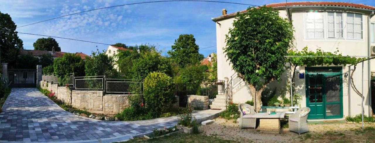 Apartment Nostalgija, Benkovac Esterno foto