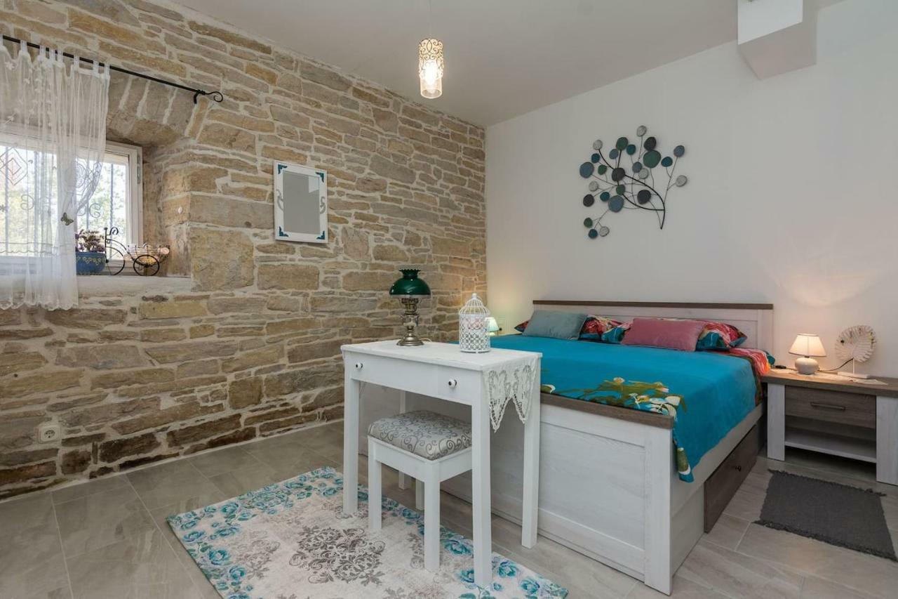 Apartment Nostalgija, Benkovac Esterno foto